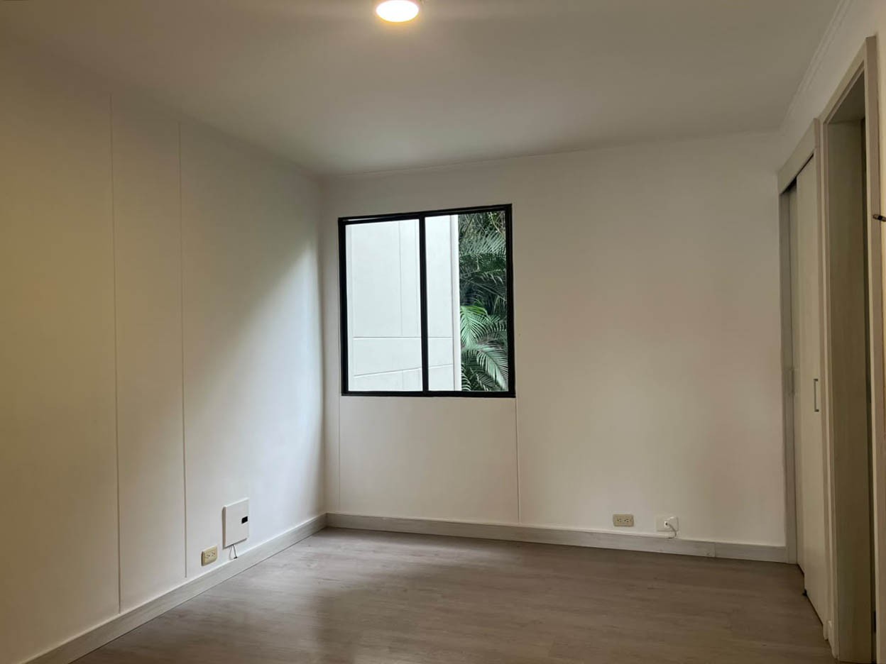Apartamento en venta en Loma Benedictinos, Medellín · foto 11 de 18