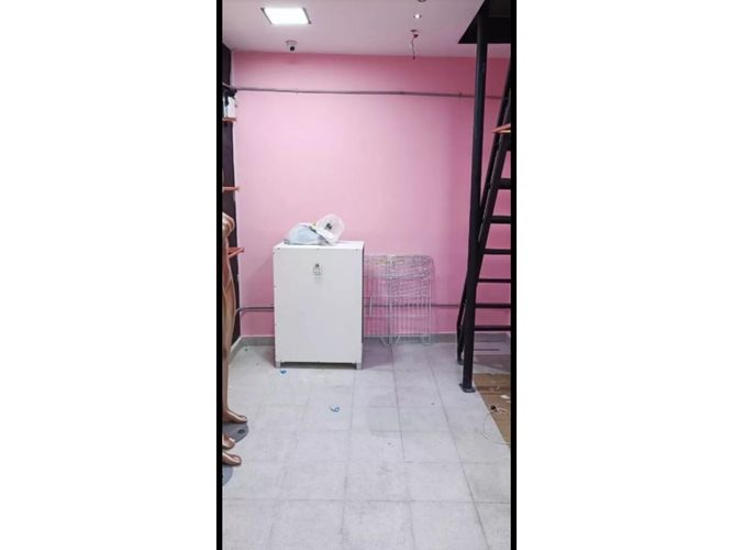 Local en venta en Zona Industrial No. 3, Itagüí, 33 m² · foto 4 de 5
