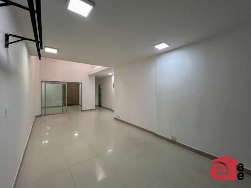 Casa en arriendo en La Magnolia, Envigado · foto 2 de 13