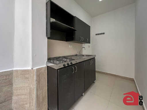 Casa en arriendo en La Magnolia, Envigado · foto 6 de 13