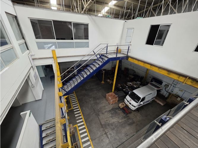 Bodega en arriendo en Entreamigos, Sabaneta, 920 m² · foto 5 de 12