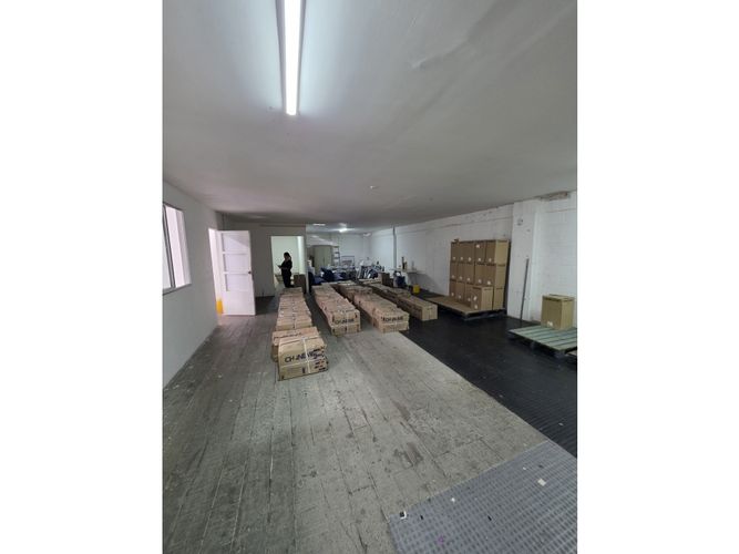 Bodega en arriendo en Entreamigos, Sabaneta, 920 m² · foto 9 de 12
