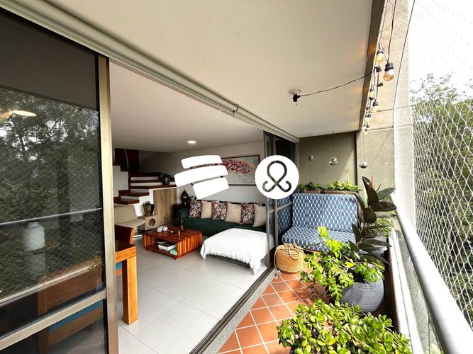 Apartamento de 2 alcobas en venta en Urbanización Las Cumbres, Medellín, 120 m² · foto 2 de 24