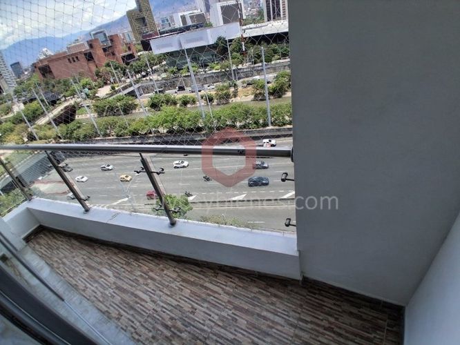 Apartamento de 3 alcobas en arriendo en Conquistadores, Medellín, 110 m² · foto 6 de 24