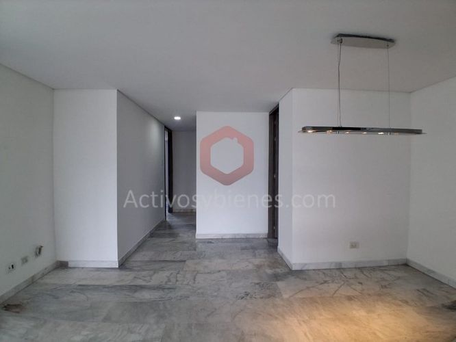 Apartamento de 3 alcobas en arriendo en Conquistadores, Medellín, 110 m² · foto 10 de 24