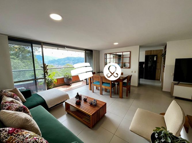 Apartamento de 2 alcobas en venta en Urbanización Las Cumbres, Medellín, 120 m² · foto 8 de 24