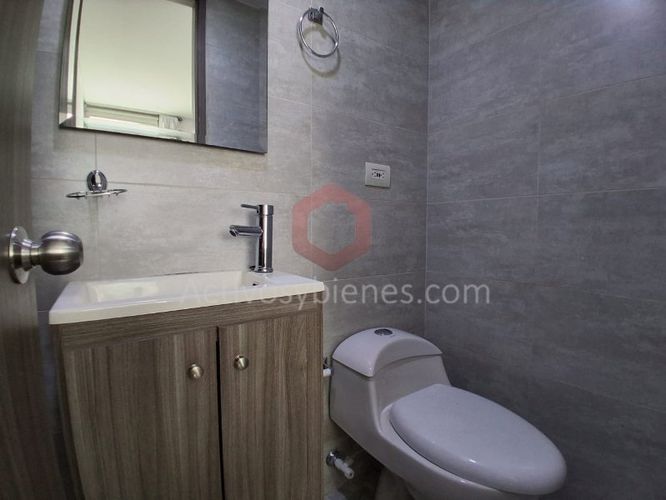 Apartamento de 3 alcobas en arriendo en Conquistadores, Medellín, 110 m² · foto 20 de 24