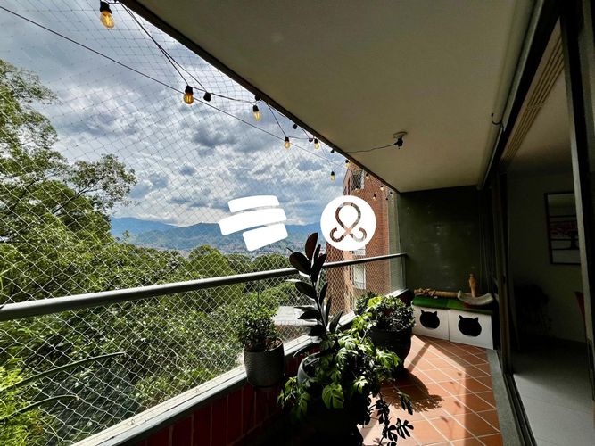 Apartamento de 2 alcobas en venta en Urbanización Las Cumbres, Medellín, 120 m² · foto 10 de 24