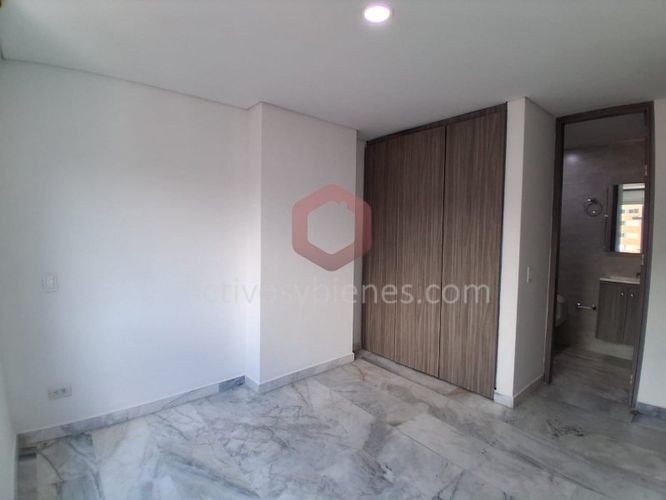 Apartamento de 3 alcobas en arriendo en Conquistadores, Medellín, 110 m² · foto 22 de 24