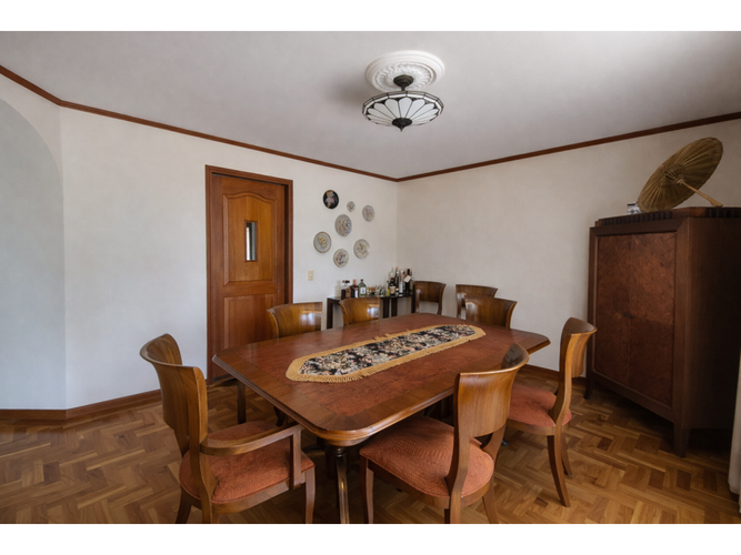 Casa de 4 alcobas en venta en San Jose De Bavaria, Bogotá, 409 m² · foto 6 de 24