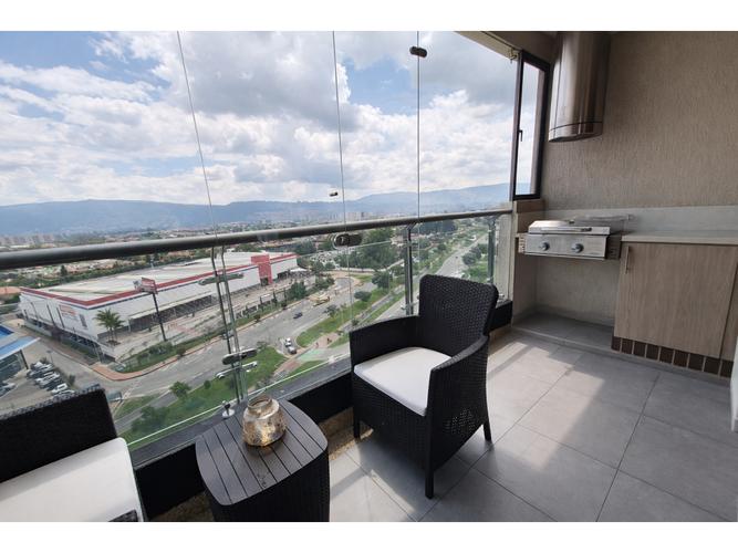 Apartamento de 3 alcobas en venta en San Jose De Bavaria, Bogotá, 148 m² · foto 20 de 24