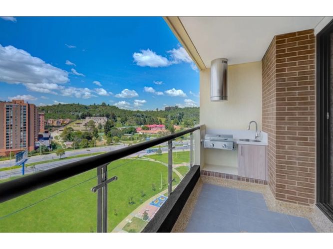 Apartamento de 3 alcobas en venta en San Jose De Bavaria, Bogotá, 148 m² · foto 21 de 24