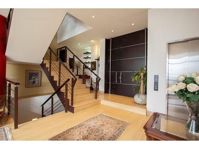 Casa de 4 alcobas en venta en Los Rosales, Bogotá, 496 m² · foto 11 de 24