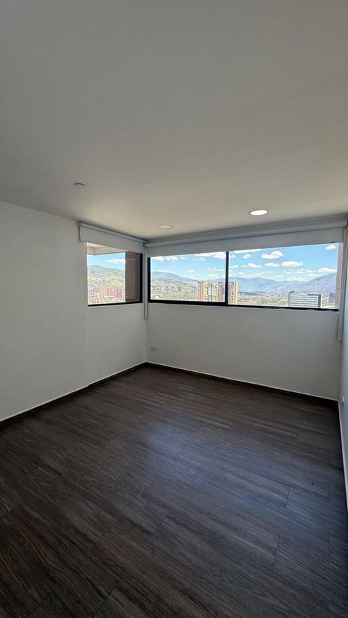 Apartamento de 2 alcobas en arriendo en Mayorca, Sabaneta, 89 m² · foto 9 de 14