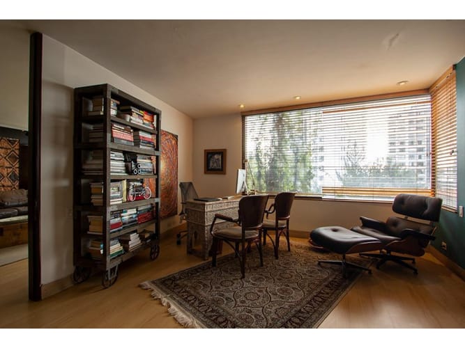 Casa de 4 alcobas en venta en Los Rosales, Bogotá, 496 m² · foto 14 de 24