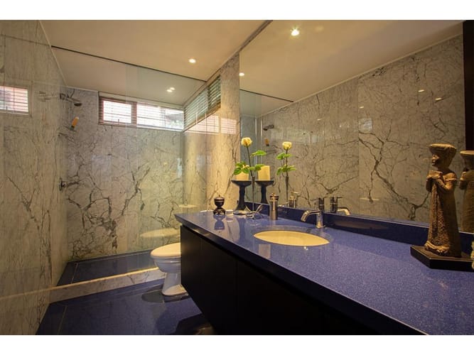 Casa de 4 alcobas en venta en Los Rosales, Bogotá, 496 m² · foto 23 de 24