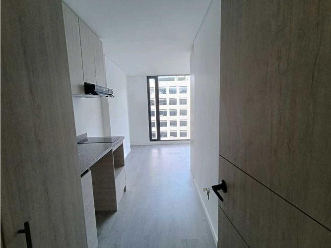 Apartaestudio en venta en Chico, Bogotá, 17 m² · foto 2 de 8