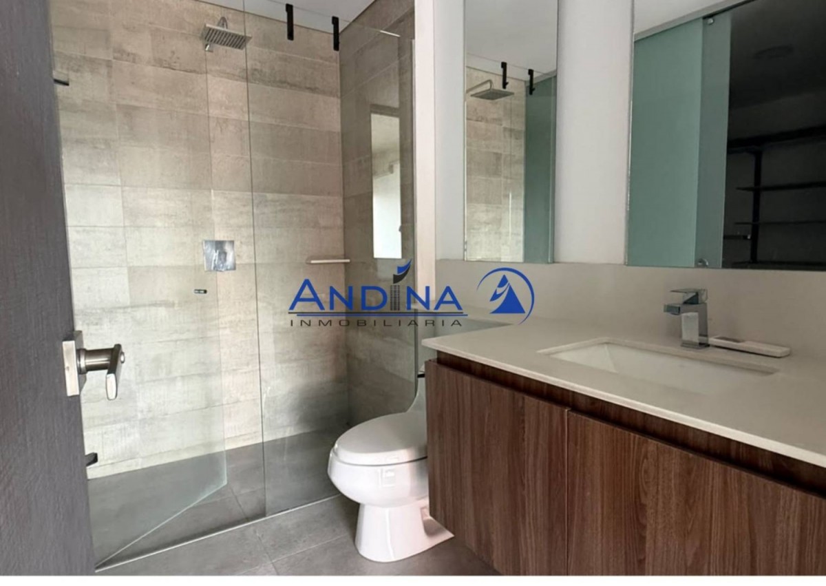 Apartamento en arriendo en El Poblado, Medellín · foto 9 de 20