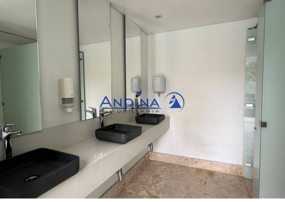 Apartamento en arriendo en El Poblado, Medellín · foto 16 de 20
