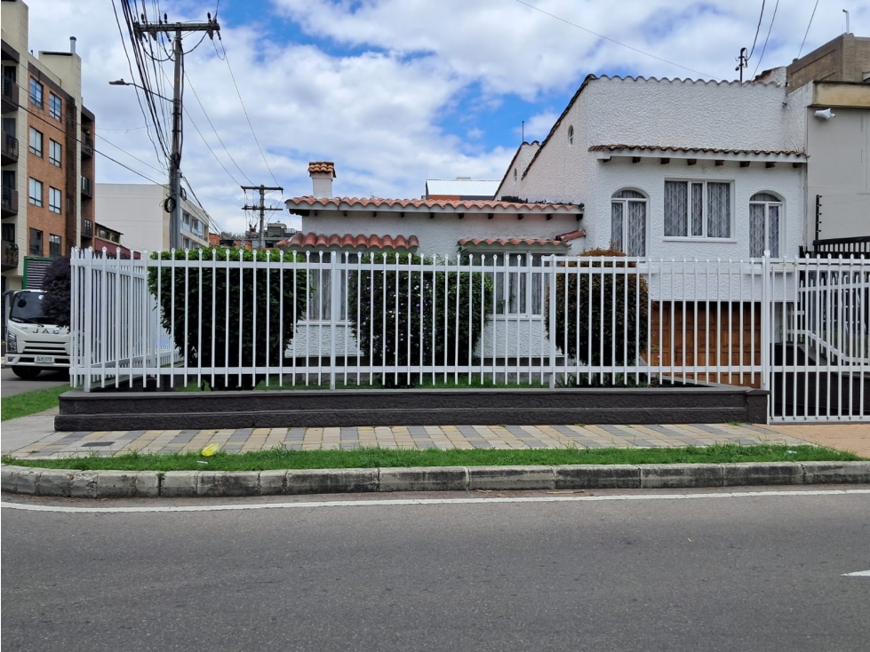 Casa en venta en Nuevo Country, Bogotá · foto 2 de 17