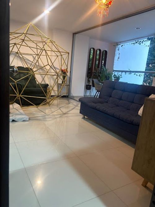 Apartamento de 2 alcobas en arriendo en Laureles, Medellín, 70 m² · foto 2 de 19