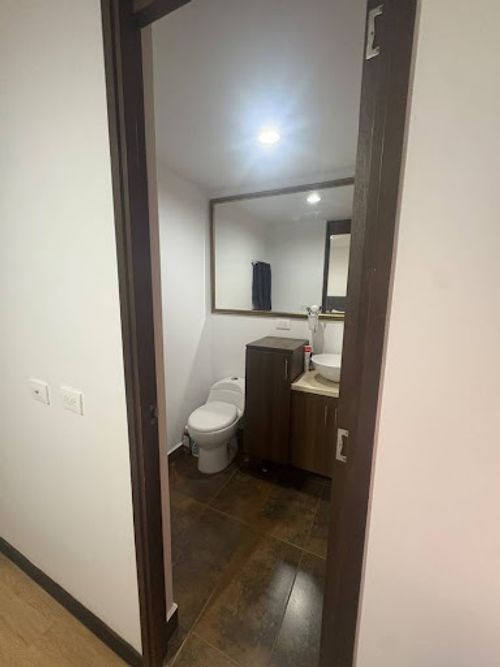 Apartamento de 2 alcobas en arriendo en Laureles, Medellín, 70 m² · foto 8 de 19