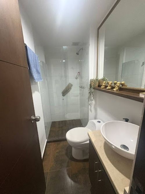 Apartamento de 2 alcobas en arriendo en Laureles, Medellín, 70 m² · foto 13 de 19