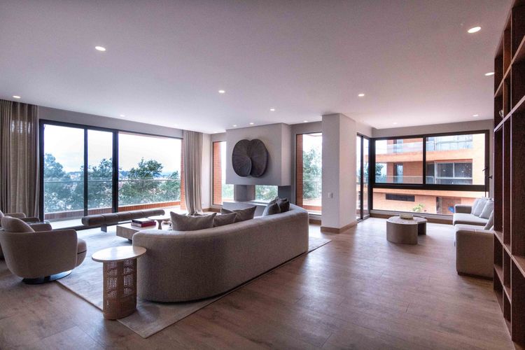 Apartamento de 3 alcobas en venta en Santa Barbara Alta, Bogotá, 332 m² · foto 14 de 24