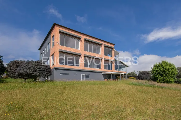Casa de 3 alcobas en arriendo en Yerbabuena, Sopó, 440 m² · foto 17 de 18