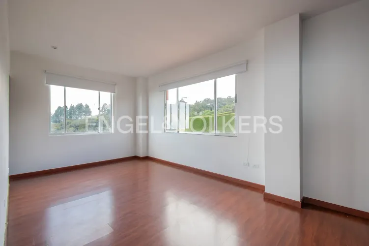 Casa de 3 alcobas en arriendo en Yerbabuena, Sopó, 440 m² · foto 13 de 18