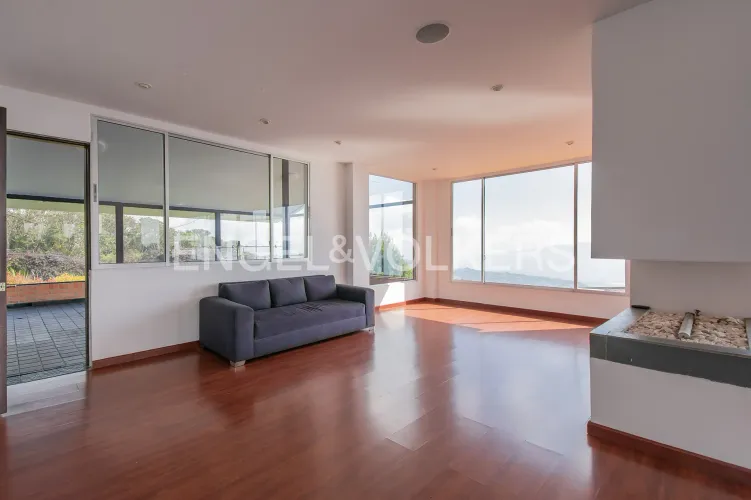 Casa de 3 alcobas en arriendo en Yerbabuena, Sopó, 440 m² · foto 3 de 18