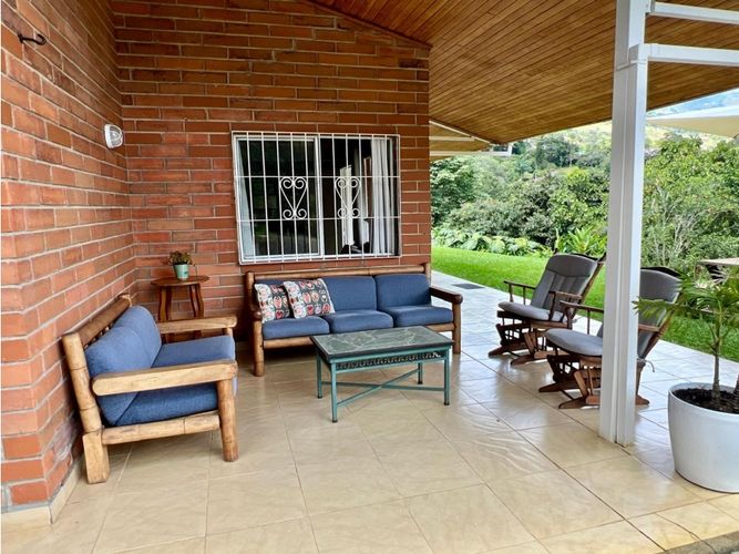 Finca en venta en La Candelaria, Copacabana, 300 m² · foto 4 de 24