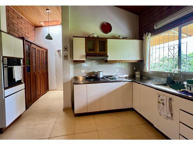 Finca en venta en La Candelaria, Copacabana, 300 m² · foto 10 de 24