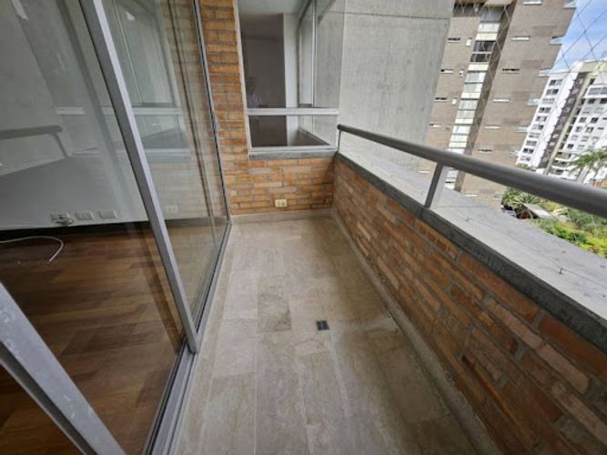 Apartamento de 3 alcobas en arriendo en La Calera, Medellín, 260 m² · foto 12 de 24