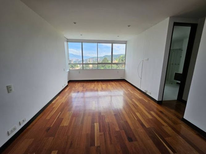 Apartamento de 3 alcobas en arriendo en La Calera, Medellín, 260 m² · foto 14 de 24