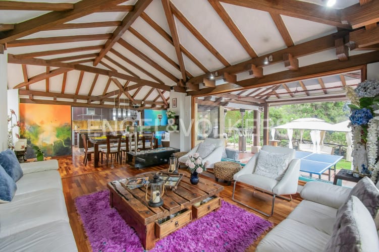 Casa de 4 alcobas en venta en Yerbabuena, Chía, 360 m² · foto 2 de 20