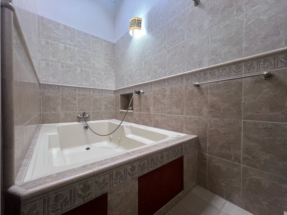 Casa en venta en Cerros De Alhambra, Manizales · foto 10 de 24