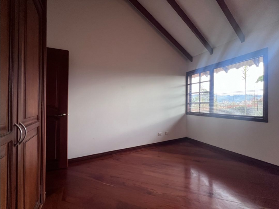 Casa en venta en Cerros De Alhambra, Manizales · foto 18 de 24