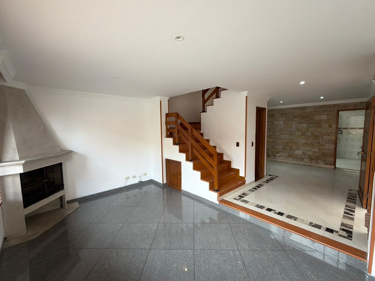 Casa en venta en Avalon Hills, Chía · foto 3 de 24