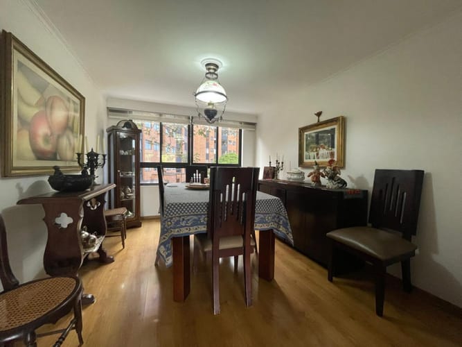 Apartamento de 3 alcobas en venta en Las Lomas, Medellín, 135 m² · foto 4 de 9