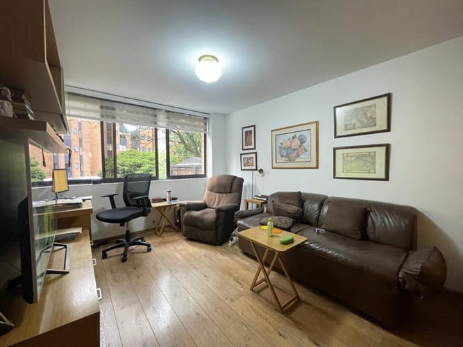 Apartamento de 3 alcobas en venta en Las Lomas, Medellín, 135 m² · foto 8 de 9