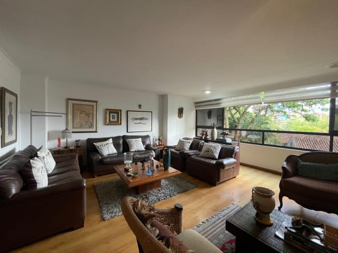 Apartamento de 3 alcobas en venta en Las Lomas, Medellín, 135 m² · foto 9 de 9