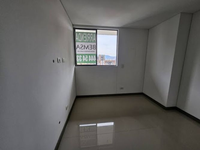 Apartamento de 3 alcobas en arriendo en Ciudad Del Río, Medellín, 80 m² · foto 16 de 23