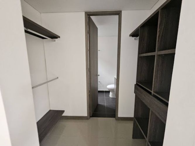 Apartamento de 3 alcobas en arriendo en Ciudad Del Río, Medellín, 80 m² · foto 22 de 23