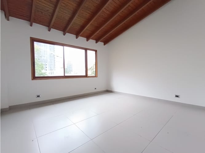 Apartamento de 3 alcobas en venta en Castropol, Envigado, 186 m² · foto 6 de 22