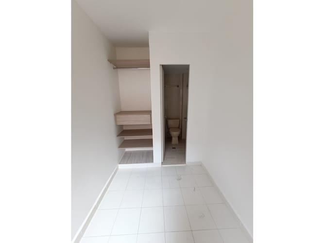 Apartamento de 3 alcobas en venta en Castropol, Envigado, 186 m² · foto 7 de 22