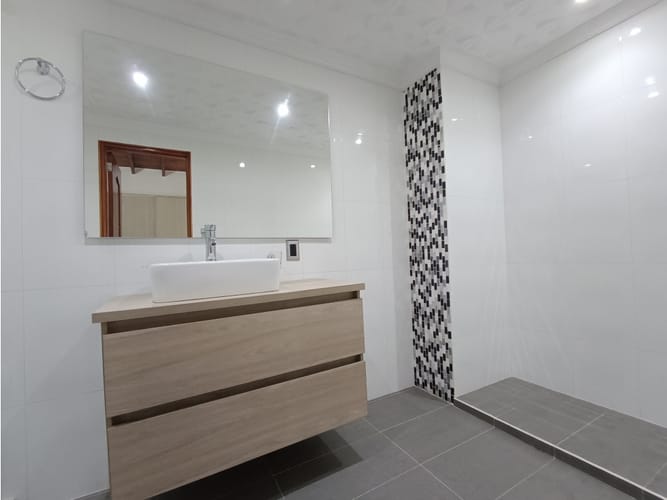 Apartamento de 3 alcobas en venta en Castropol, Envigado, 186 m² · foto 14 de 22