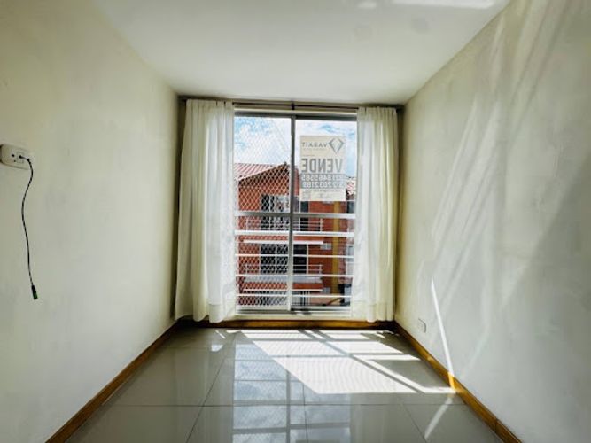 Apartamento de 3 alcobas en venta en La Ceja, 56 m² · foto 5 de 14