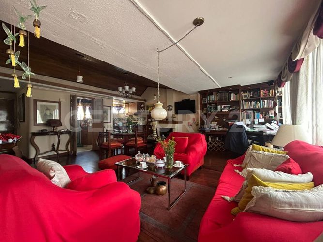 Apartaestudio en venta en La Macarena, Bogotá, 99 m² · foto 2 de 22
