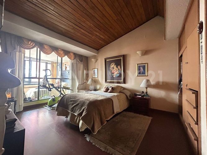 Apartaestudio en venta en La Macarena, Bogotá, 99 m² · foto 4 de 22
